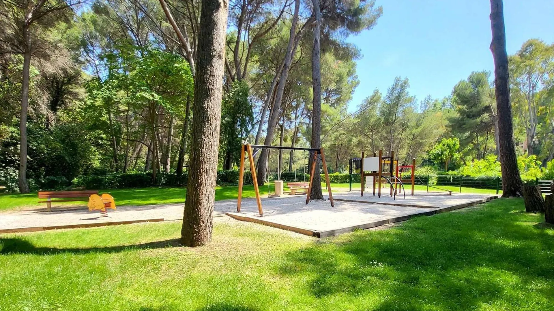 Апартаменты T2 Renove Avec Parking, Wi-Fi, Clim Mobile, A 400M Plages/Commerces - Piscine/Tennis/Promenades - Fr-1-316-338 Сис-Фур-Ле-Пляж